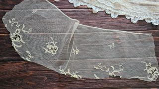 Lotto di 10 pezzi di pizzi vintage e antichi