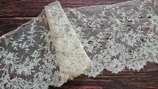 Lotto di 10 pezzi di pizzi vintage e antichi