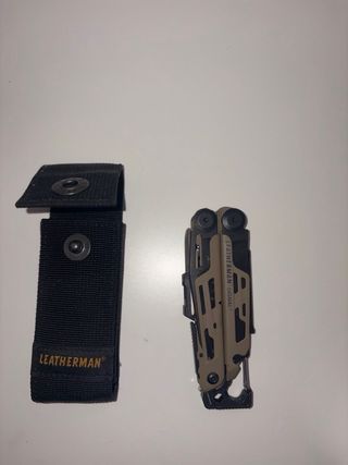 Navaja Multiusos Signal Leatherman