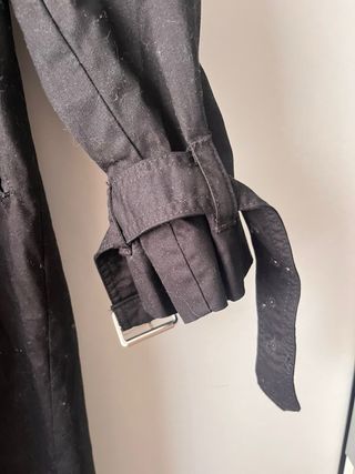 Gabardina negra larga