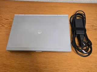 Portátil HP EliteBook 8470p Plata