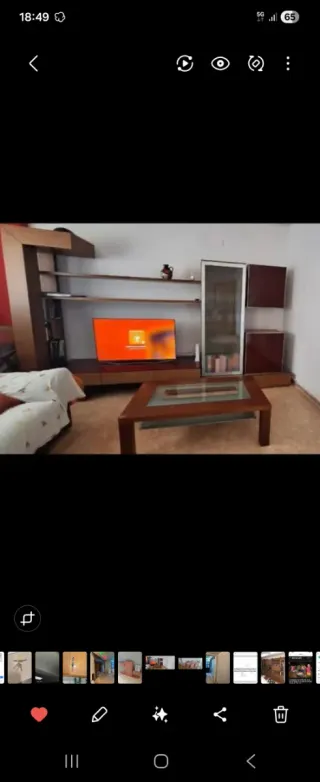 Mueble de salón modular madera y cristal,y mesita