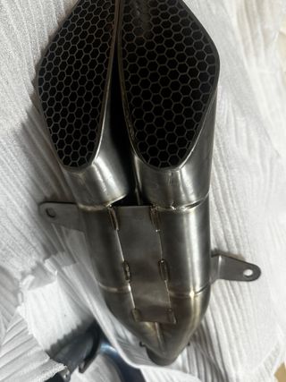 Escape Titanio Zontes 368 G/D/E/M DYNAMIC-GP