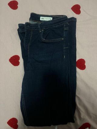Pantalones vaqueros Zara Talla 42