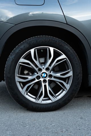 BMW X1 xDrive25e Sport Line - Híbrido Enchufable