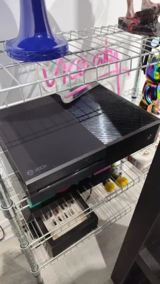 Xbox One Negra +2 juegos