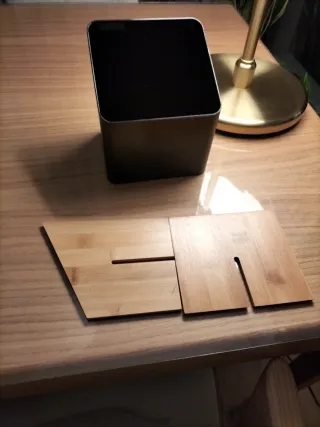 Organizador de escritorio 4 compartimentos.