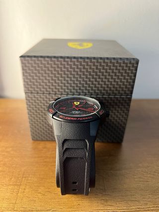 Reloj Scuderia Ferrari Apex Negro/Rojo