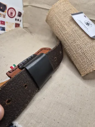 Custodia Opinel 9 cuoio orizzontale su cintura