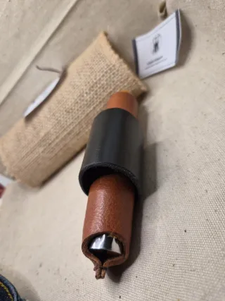 Custodia Opinel 9 cuoio orizzontale su cintura