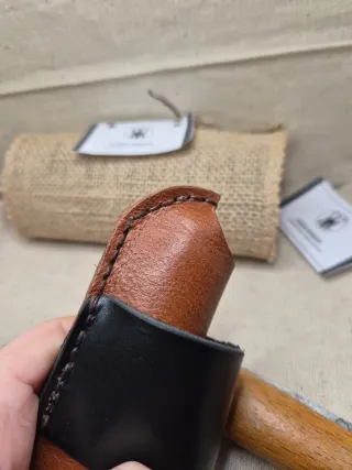 Custodia Opinel 9 cuoio orizzontale su cintura