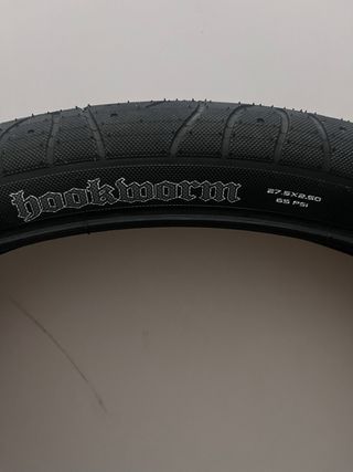 Cubiertas Maxxis Hookworm 27.5 x 2.50