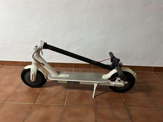 Patinete Eléctrico Xiaomi + Rueda Repuesto