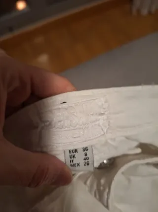 Pantalón Blanco Bershka Talla 38