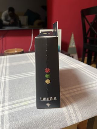 Commander Final Fantasy VII Limit Break español