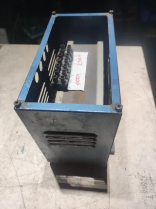 Transformador 230/400V