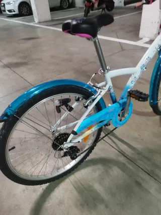 Bicicleta infantil niña