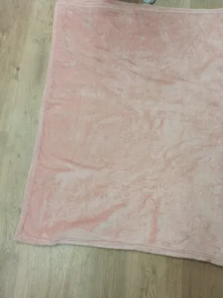 Manta suave rosa de forro polar