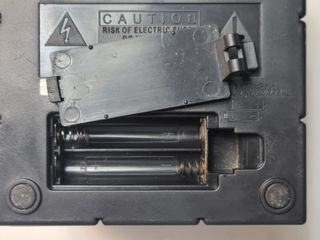 Radio Despertador Cubo Rubik