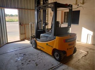 Carretilla elevadora eléctrica Jungheinrich