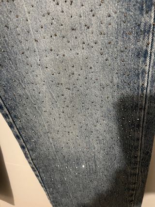 Pantalón ancho Stradivarius con pedrería