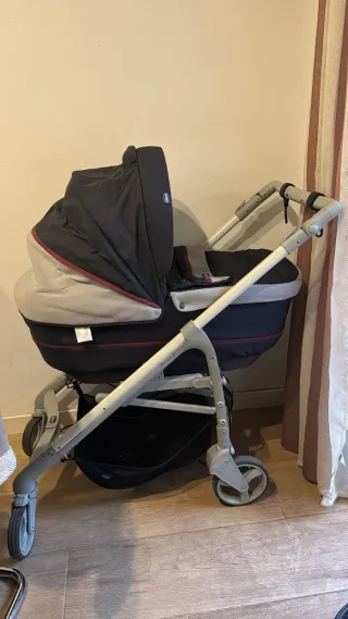 Cochecito trío Chicco Love