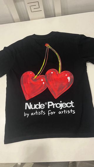 Camiseta Nude Project Negra
