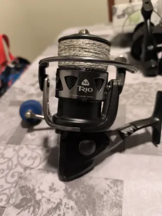 Carrete de pesca pluma trio 55