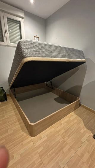 Camas abatibles de madera + colchones