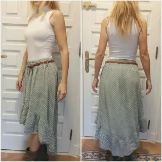 Falda lunares vuelo asimétrico