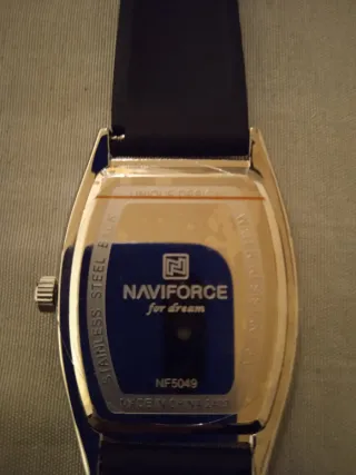 Orologio Naviforce in acciaio inossidabile da donna