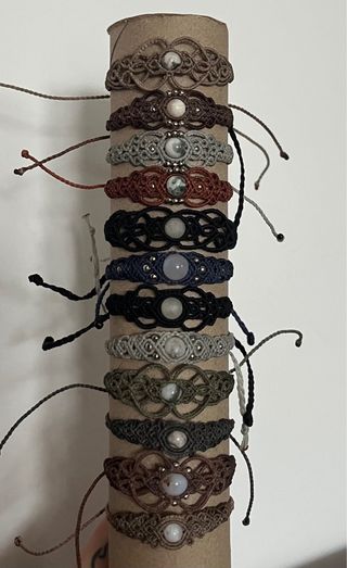 Pulseras de macramé