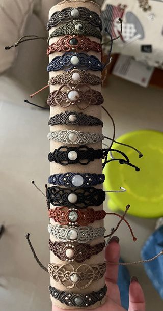 Pulseras de macramé