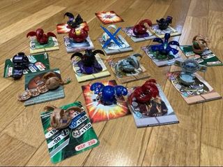 Lote Bakugan con Cartas