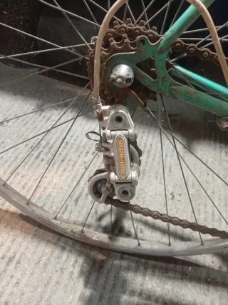 Bicicleta Clásica Verde (Para restaurar)