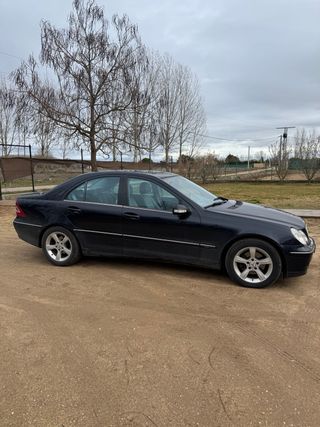 Mercedes C220 CDI Avantgarde Automático
