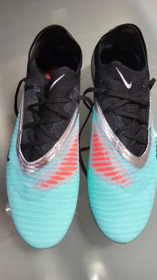 Botas de fútbol profesional Sin estrenar.