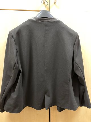 Chaqueta fina entretiempo negra