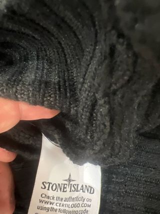 Jersey Stone Island Negro con Detalles Blancos