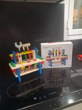 Banco de trabajo de madera para niños