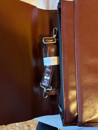 Maletín Locomotor Granate Nuevo con etiqueta