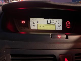 Citroen Grand C4 Picasso 2012