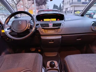 Citroen Grand C4 Picasso 2012