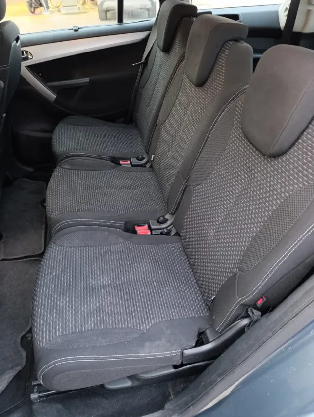 Citroen Grand C4 Picasso 2012