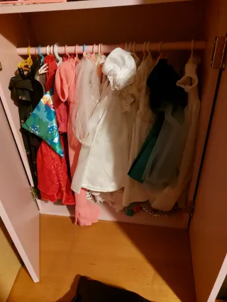 Armario Muñecas Hello Kitty Rosa