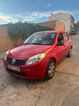 Dacia Sandero 2008