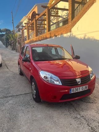 Dacia Sandero 2008