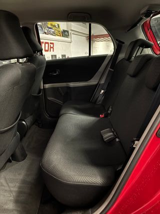 Toyota Yaris 1.0 VVT-i