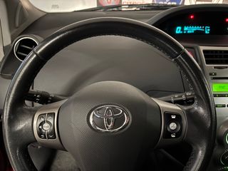 Toyota Yaris 1.0 VVT-i