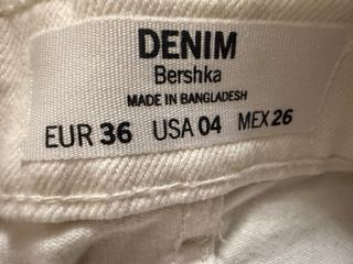Shorts vaqueros Bershka blancos desgastados